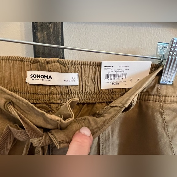 Women Khaki Jogger - Picture 5 of 5